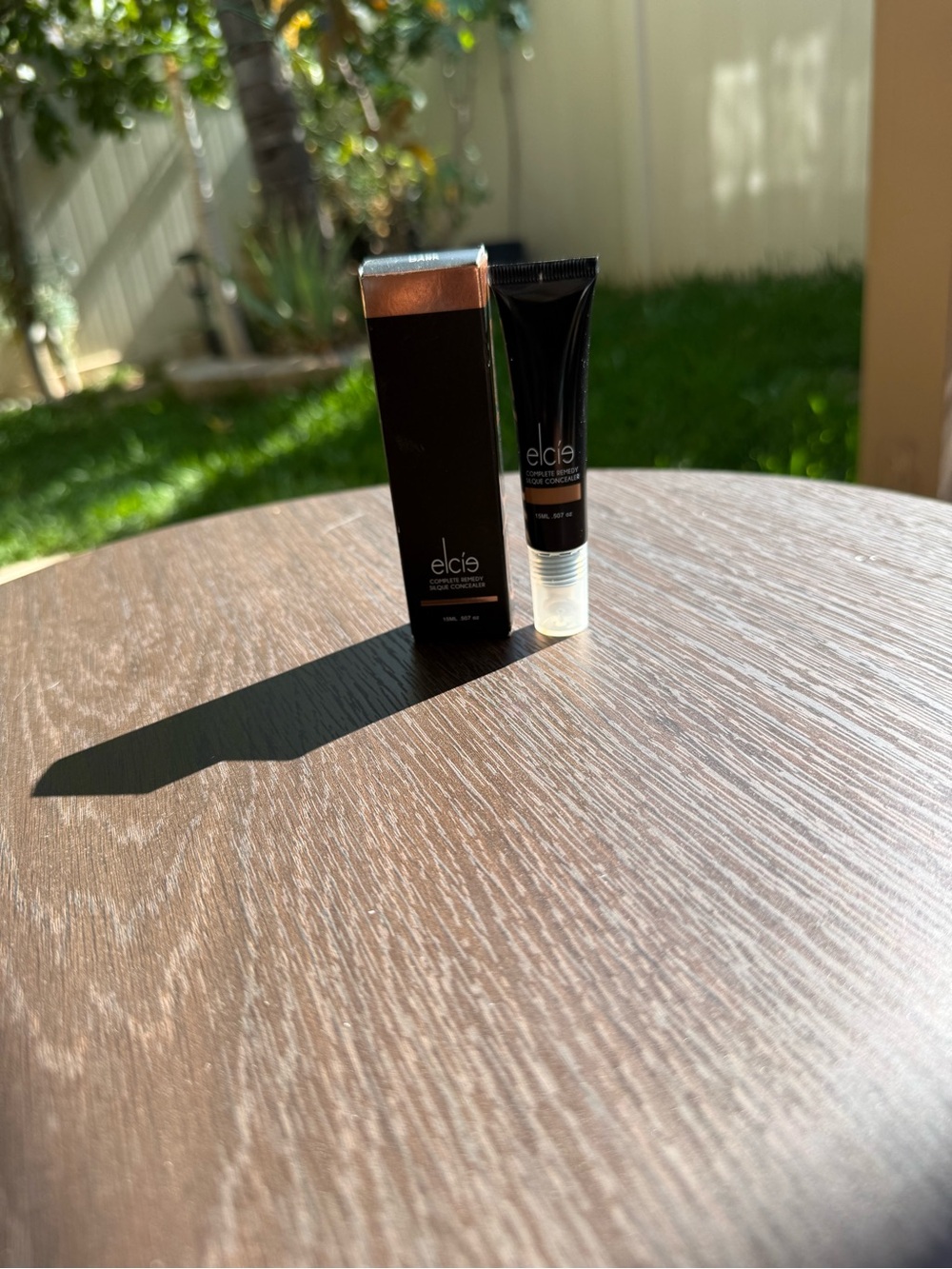 elcie cometics complete remedy silque concealer Dark NWOB